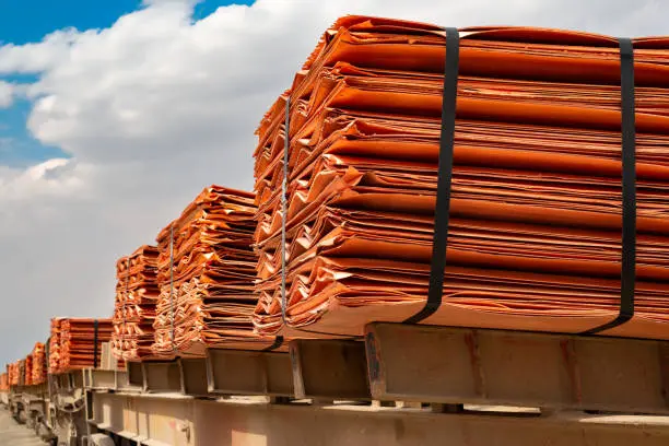 El proyecto de escandio de Sunrise Energy Metals obtiene un préstamo condicional de 400 millones de dólares del Departamento de Guerra de EE. UU.  
